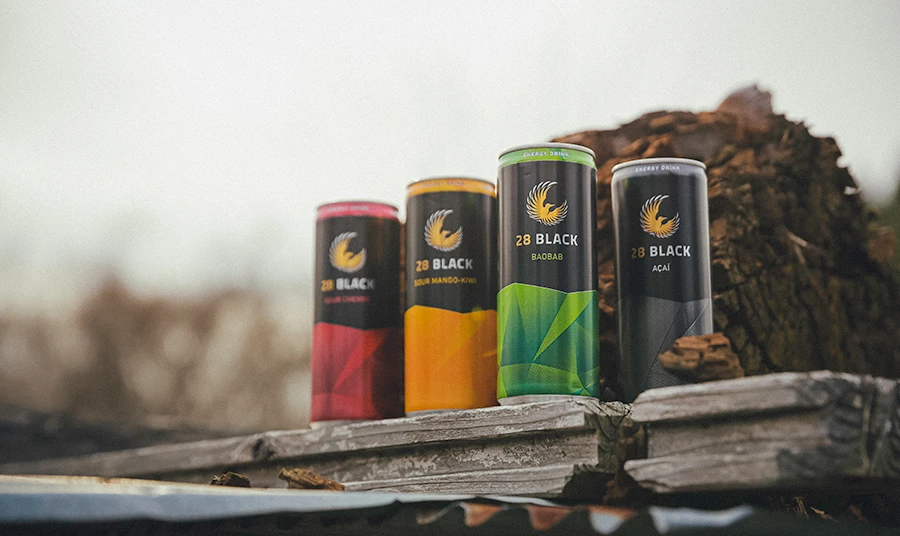4種類の28 BLACK。フレーバーごとに異なる顔が見えます
